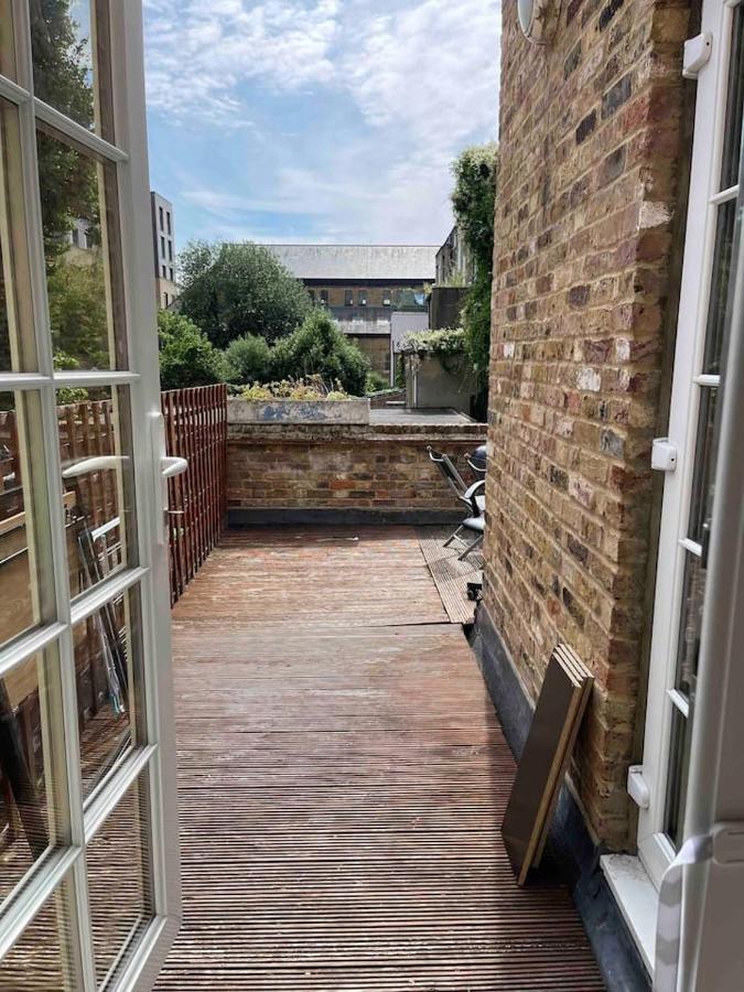 Quiet And Cozy 2 Seperate Bedrooms And 2 Bathroom With Terrace Londres Extérieur photo