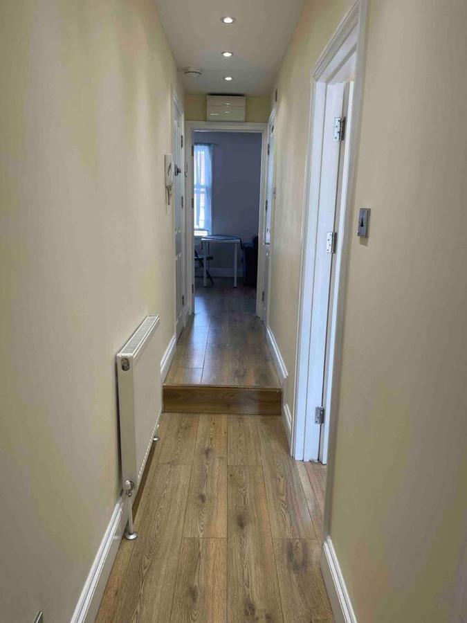 Quiet And Cozy 2 Seperate Bedrooms And 2 Bathroom With Terrace Londres Extérieur photo