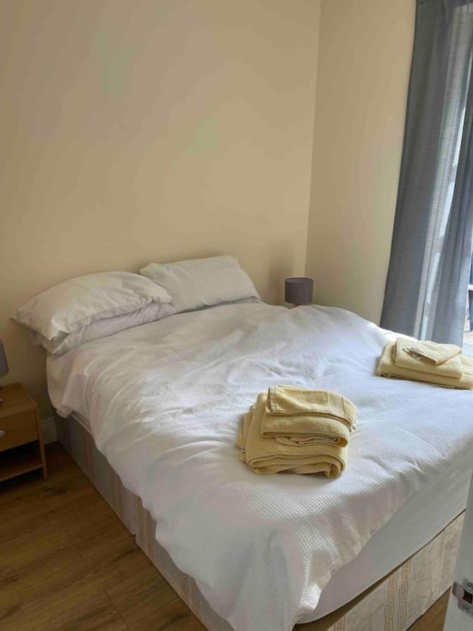 Quiet And Cozy 2 Seperate Bedrooms And 2 Bathroom With Terrace Londres Extérieur photo