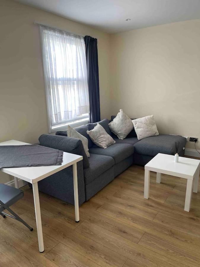 Quiet And Cozy 2 Seperate Bedrooms And 2 Bathroom With Terrace Londres Extérieur photo