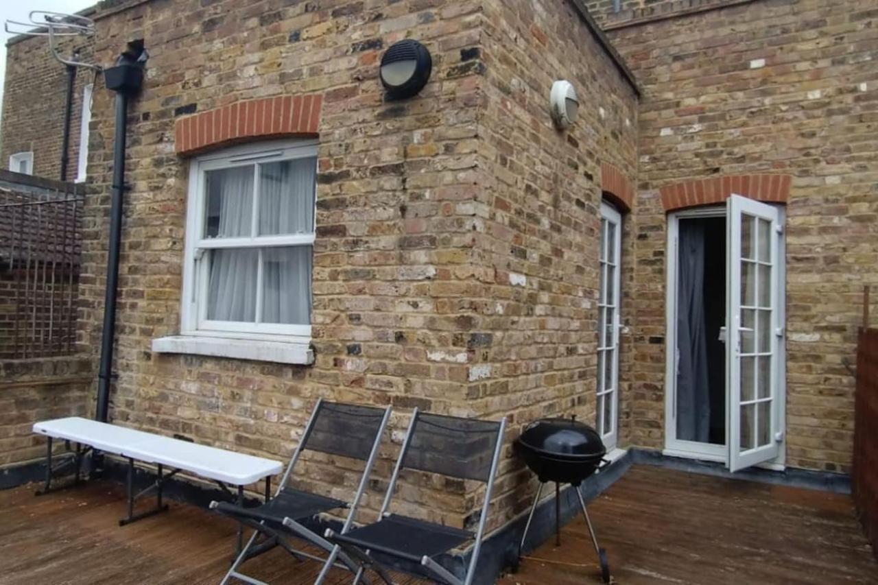 Quiet And Cozy 2 Seperate Bedrooms And 2 Bathroom With Terrace Londres Extérieur photo